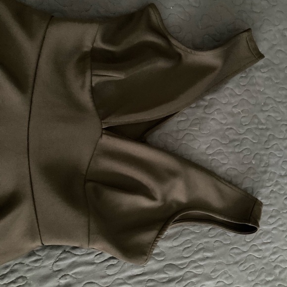 Little black dress - Picture 2 of 3